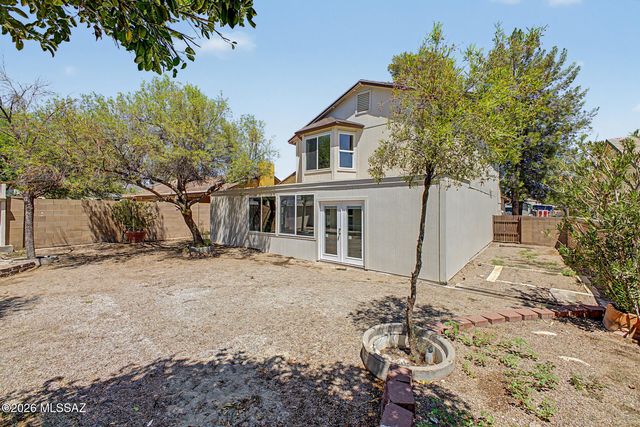 2761 W Calle Del Tigre, Tucson, AZ 85746
