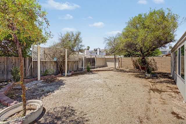 2761 W Calle Del Tigre, Tucson, AZ 85746