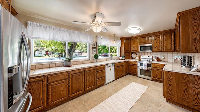 1115 Willora Rd, Stockton, CA 95207