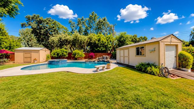 1115 Willora Rd, Stockton, CA 95207