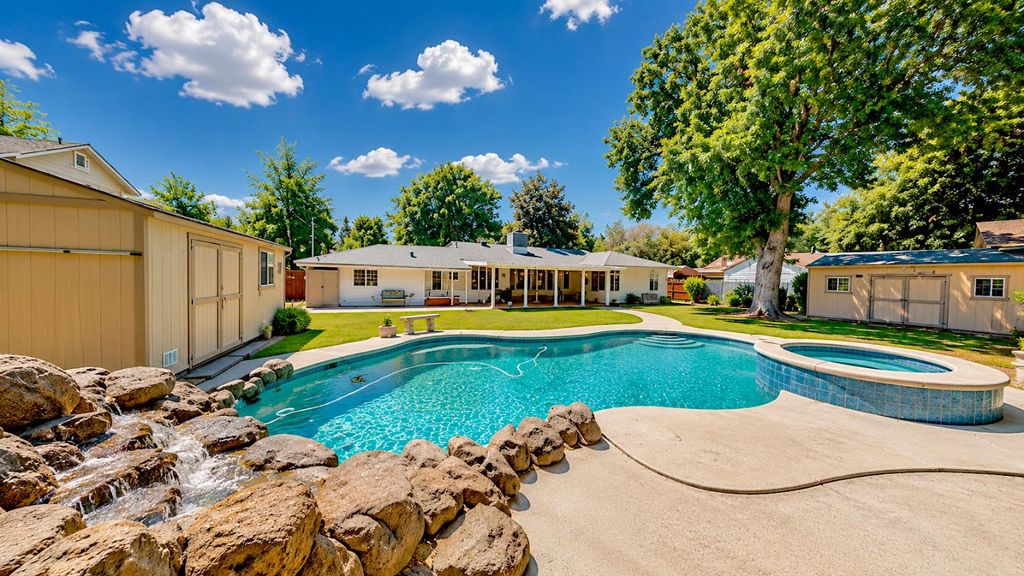 1115 Willora Rd, Stockton, CA 95207