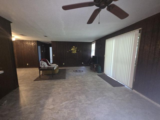 175 Magnolia Lane SE, Ludowici, GA 31316