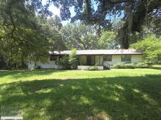 175 Magnolia Lane SE, Ludowici, GA 31316