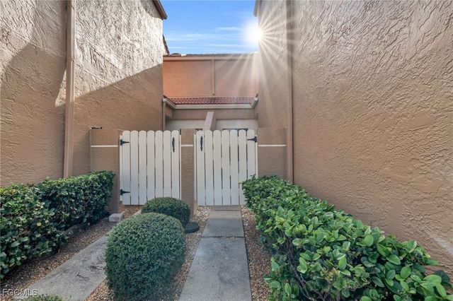 7150 Golden Eagle CT 213, Fort Myers, FL 33912