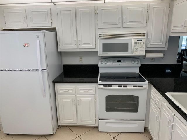 4801 Martinique Pl H1, Coconut Creek, FL 33066