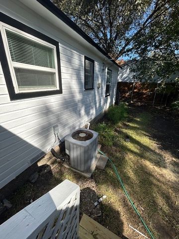 2314 Tealford Drive, Dallas, TX 75228