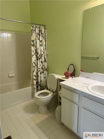 6 Rondell Lane 199, South Amboy, NJ 08879