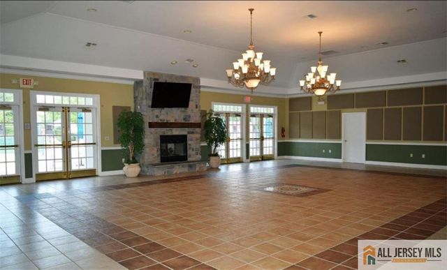 6 Rondell Lane 199, South Amboy, NJ 08879