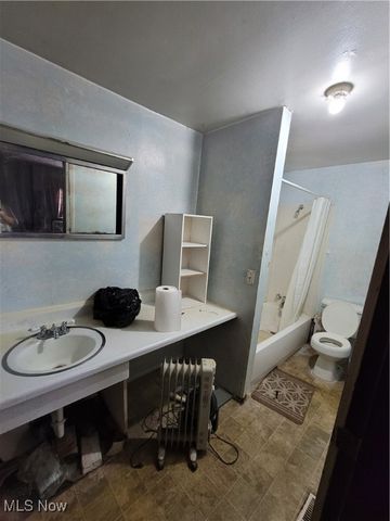 145 North Road, Niles, OH 44446