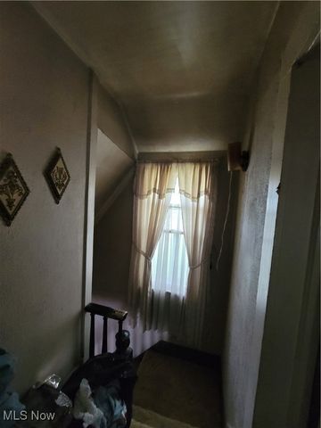 145 North Road, Niles, OH 44446