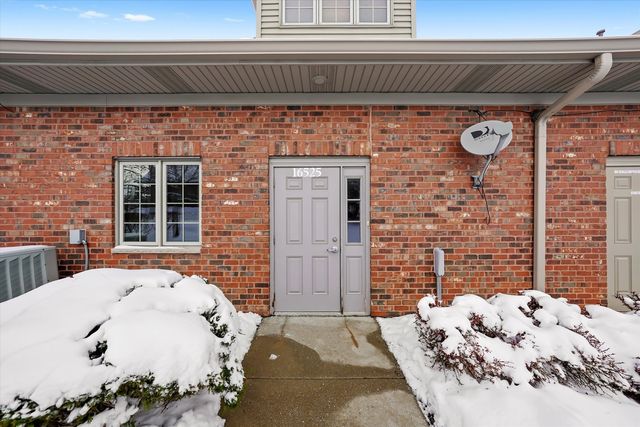 16525 106th Court C3, Orland Park, IL 60467