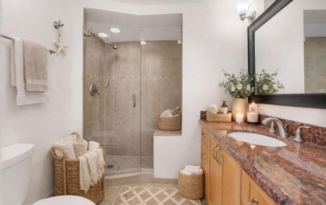 1057 Hillsboro Mile 411, Hillsboro Beach, FL 33062