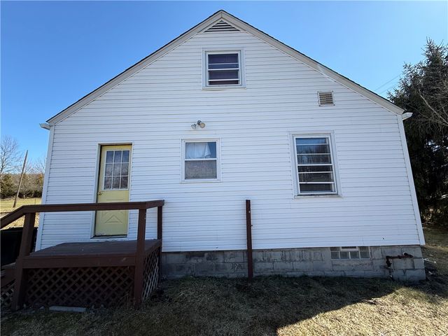 2360 Evans City Rd, Jackson Twp, PA 16063