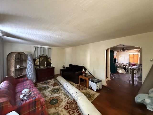 2360 Evans City Rd, Jackson Twp, PA 16063