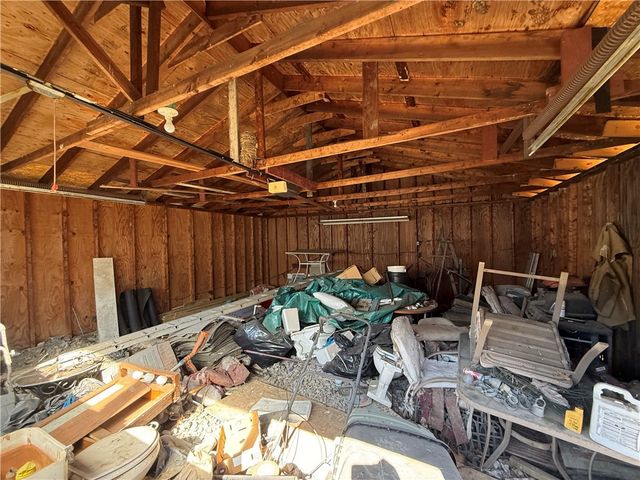 2360 Evans City Rd, Jackson Twp, PA 16063