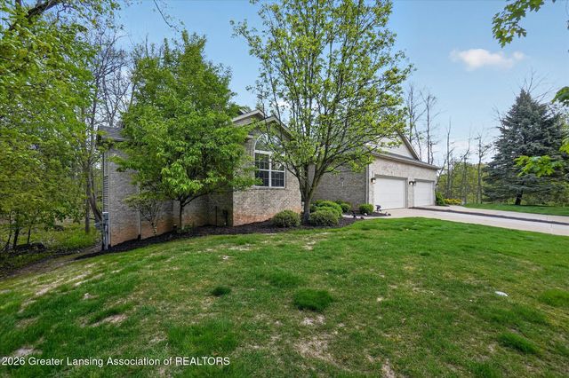2361 Sapphire Lane, East Lansing, MI 48823