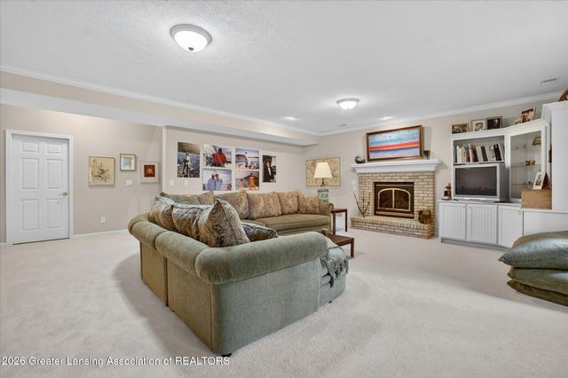 2361 Sapphire Lane, East Lansing, MI 48823