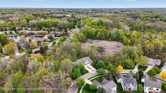 2361 Sapphire Lane, East Lansing, MI 48823