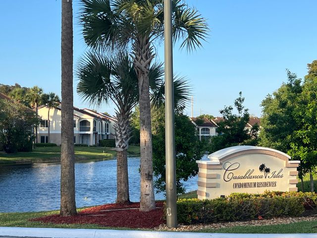 815 W Boynton Beach Boulevard 12-101, Boynton Beach, FL 33426