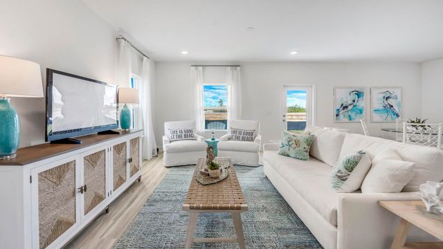 25 Hatten Court, Mary Esther, FL 32569