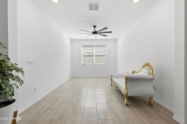 4650 W Gilbert Lane, San Tan Valley, AZ 85144