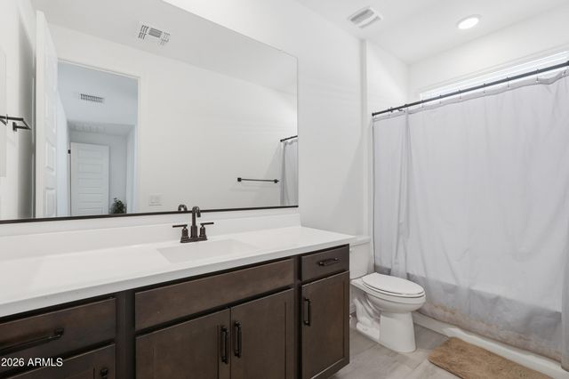 4650 W Gilbert Lane, San Tan Valley, AZ 85144