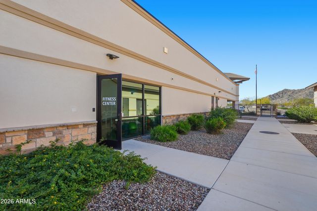 4650 W Gilbert Lane, San Tan Valley, AZ 85144