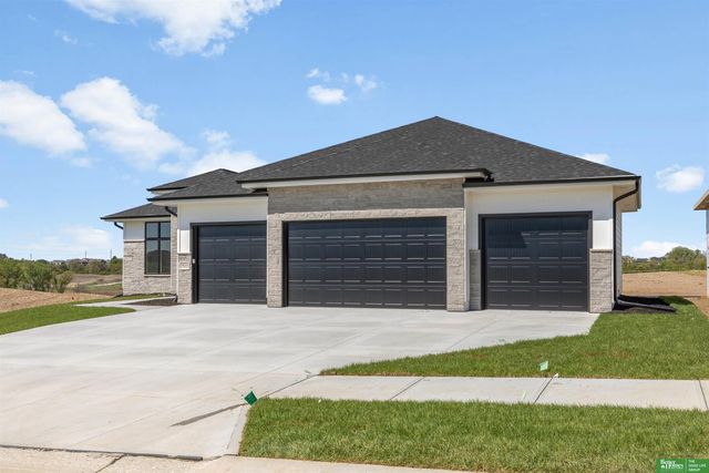 5614 N 199th Street, Elkhorn, NE 68022