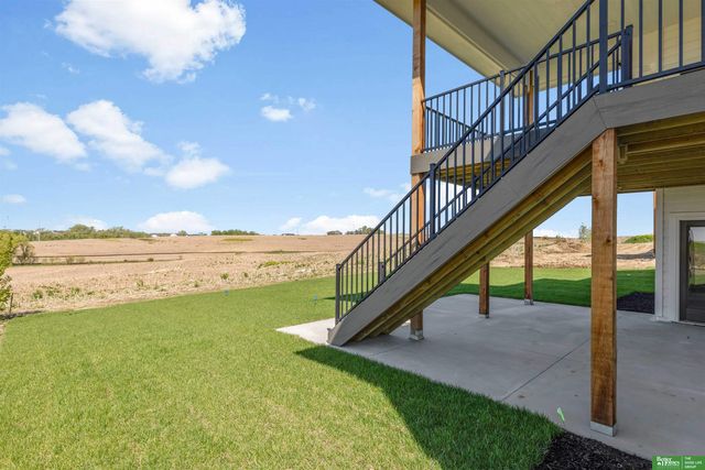 5614 N 199th Street, Elkhorn, NE 68022