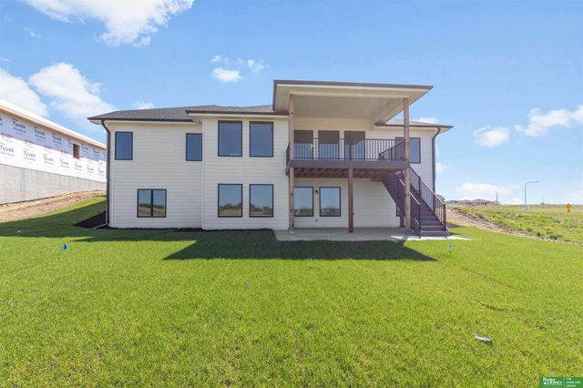 5614 N 199th Street, Elkhorn, NE 68022