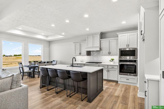 5614 N 199th Street, Elkhorn, NE 68022