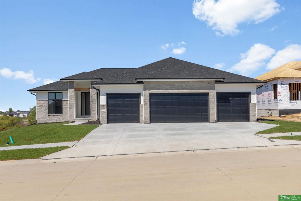 5614 N 199th Street, Elkhorn, NE 68022