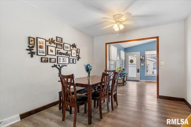 631 HACKBERRY Road, Chatham, IL 62629