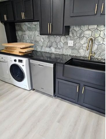 5303 Fleetwood Oaks Avenue 278, Dallas, TX 75235