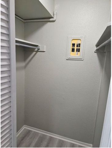 5303 Fleetwood Oaks Avenue 278, Dallas, TX 75235