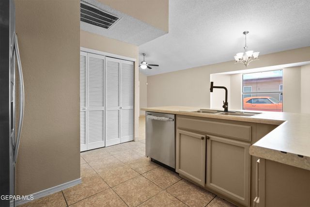 513 Cactus Crossing Drive, Horizon City, TX 79928