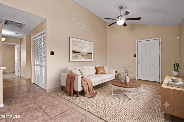 513 Cactus Crossing Drive, Horizon City, TX 79928