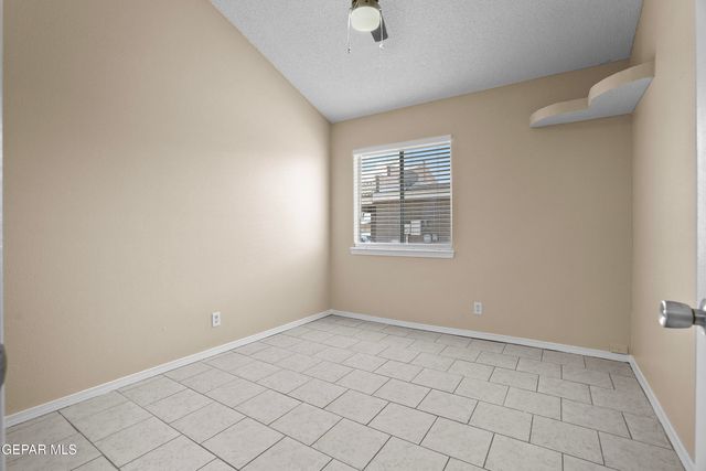 513 Cactus Crossing Drive, Horizon City, TX 79928