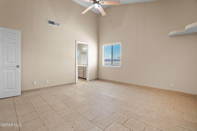 513 Cactus Crossing Drive, Horizon City, TX 79928