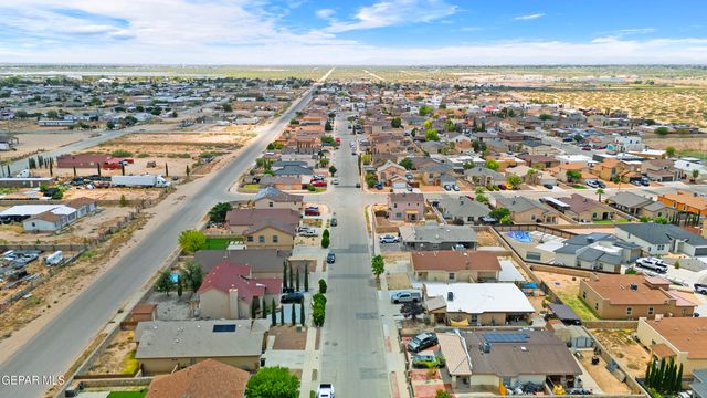 513 Cactus Crossing Drive, Horizon City, TX 79928