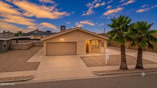 513 Cactus Crossing Drive, Horizon City, TX 79928