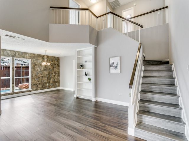 1505 Briarcrest Drive, Grapevine, TX 76051