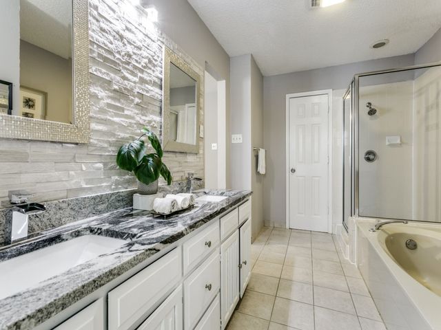 1505 Briarcrest Drive, Grapevine, TX 76051