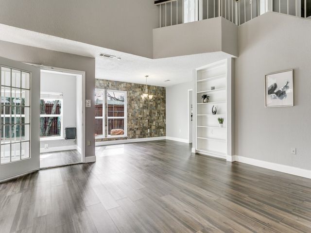 1505 Briarcrest Drive, Grapevine, TX 76051