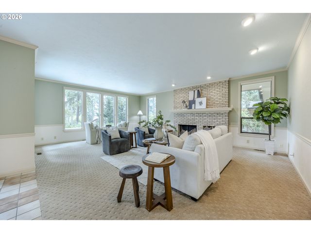 2650 BOWMONT Dr, Eugene, OR 97405