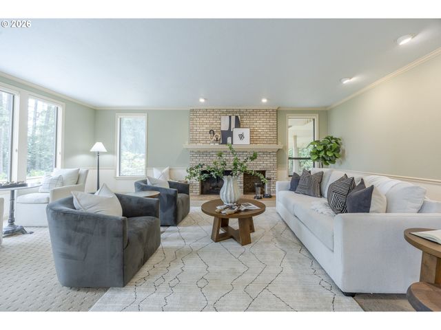 2650 BOWMONT Dr, Eugene, OR 97405