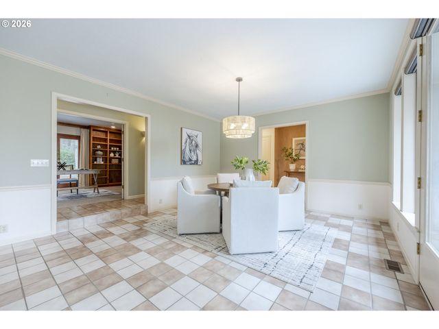 2650 BOWMONT Dr, Eugene, OR 97405