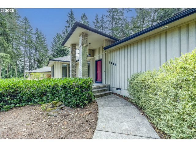 2650 BOWMONT Dr, Eugene, OR 97405