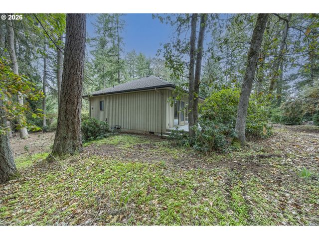 2650 BOWMONT Dr, Eugene, OR 97405