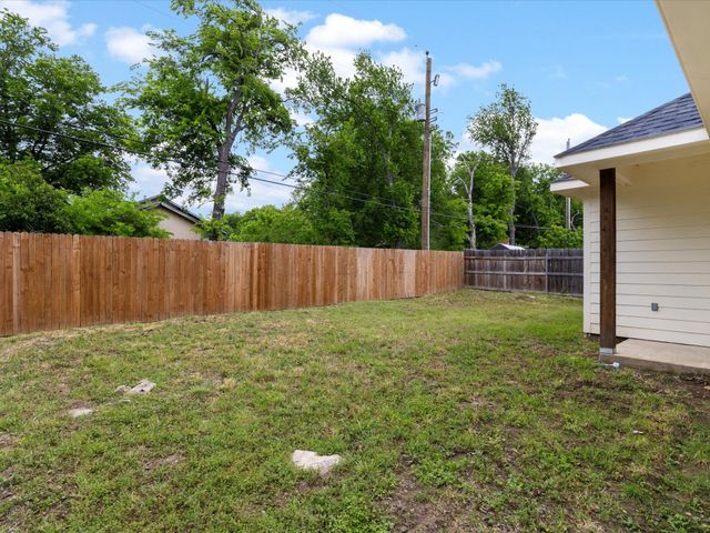 5212 Crowley Street, Sansom Park, TX 76114